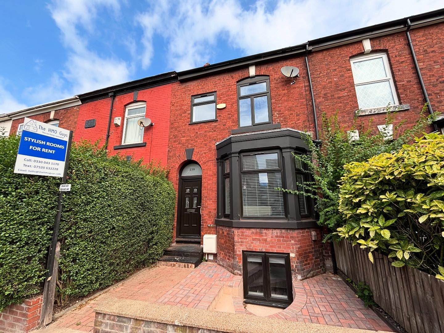 6 Brand New designer en-suite rooms fresh to the market in Droylsden. With 3 rooms already reserved, this one is sure to be fully occupied soon! Get in touch for further details