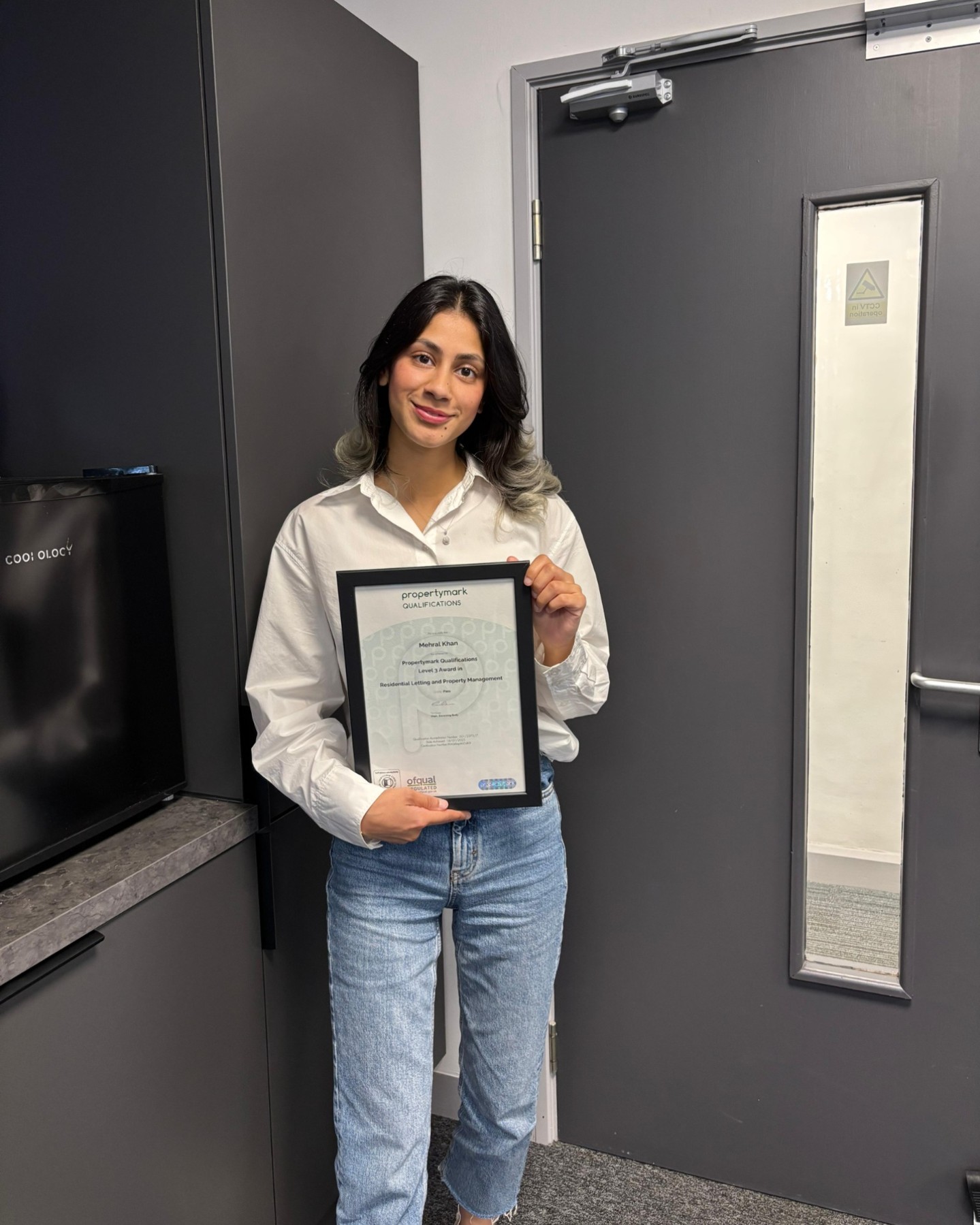 a little shout out to Mehral who this week received her certificate, showing she's a fully qualified level 3 property boffin! Congratulations MEHRAL!